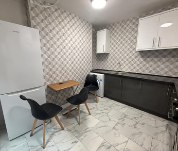 7 bedroom house of multiple occupation to rent - Photo 2