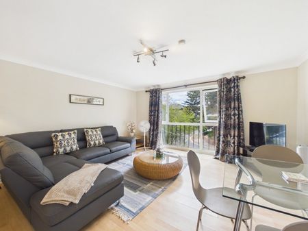 Osborne Road, Windsor, Berkshire,SL4 - Photo 4