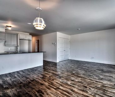 5 1/2 à louer St-Rose Laval - Photo 1