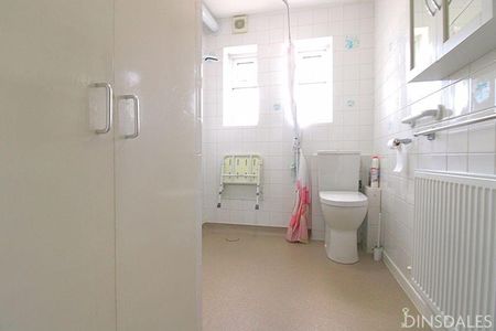 2 bedroom apartment to rent - Photo 5