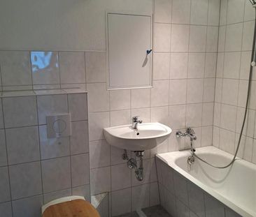 Schöne 3 Raum Wohnung in der Bitterfelder Innenstadt - Foto 5