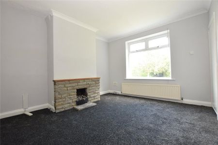 2 bedroom semi-detached house to rent - Photo 4