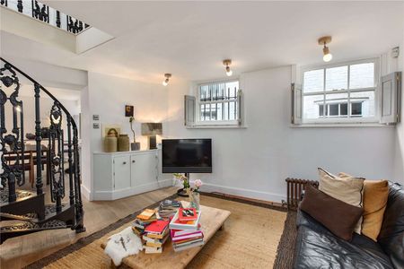 A beautifully presented, two bedroom conversion in The pantiles - Photo 4