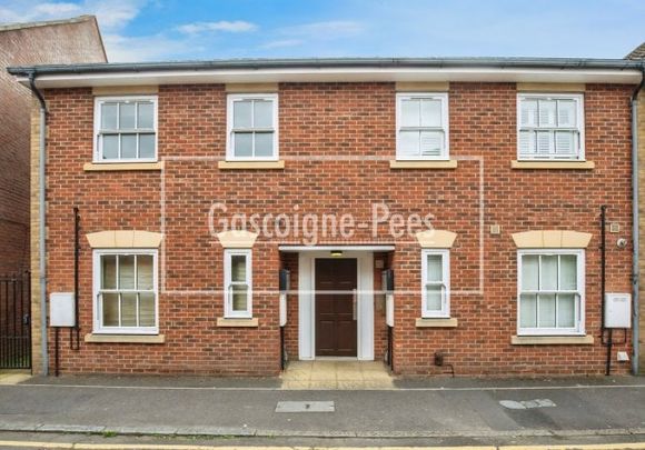 Haydon Place, Guildford - Photo 1