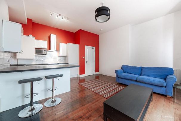 2 bedroom apartment to rent - Photo 1