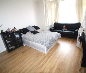 House share to rent - Photo 6