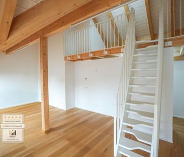 Hochwertige 2Z DG Wohnung mit Galerie, großer Balkon, Badewanne, Dü... - Photo 4