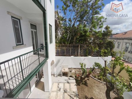 Moradia T4 em Lisboa - Photo 2