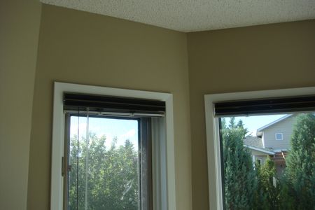 WELL MAINTAINED 2 storey home in Riverbend! - Photo 3