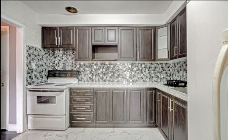 For Lease - 426 Dawes Road Unit# Unit A, Toronto, Ontario - Photo 2