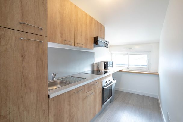 SAINT NAZAIRE- CHANTIERS DE L'ATLANTIQUE APPARTEMENT T1 BIS MEUBLE - Photo 1