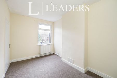 2 bedroom house to rent Repton Road, Nottingham, NG6 - Photo 3