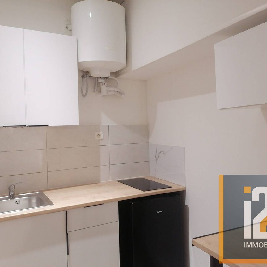 Appartement à louer - Nîmes 1 pièce de 23.63 m² - Photo 1