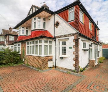 4 bedroom semi-detached house to rent - Photo 1