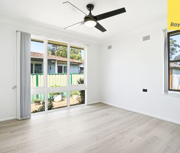 FRESHLY RENOVATED 3 BEDROOM HOME - Photo 6