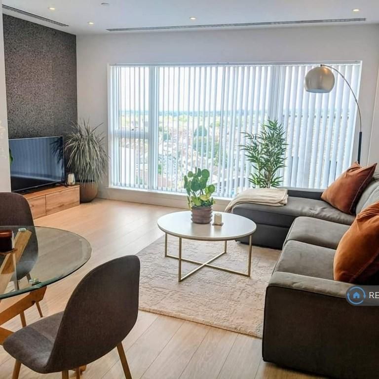 1 bedroom flat to rent - Photo 1