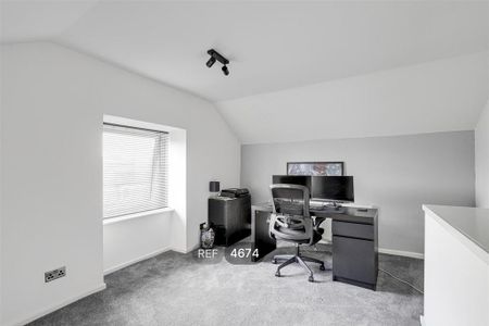 3 bedroom terraced house to rent - Photo 3