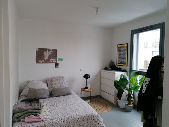 Location Appartement 1 pièce 25m² MONTAIGU VENDEE 85600 - Photo 1