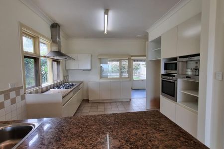 65 Beach Road, Mentone. - Photo 5