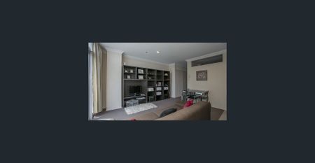 INNER CITY LIVING AT ITS BEST - Photo 3