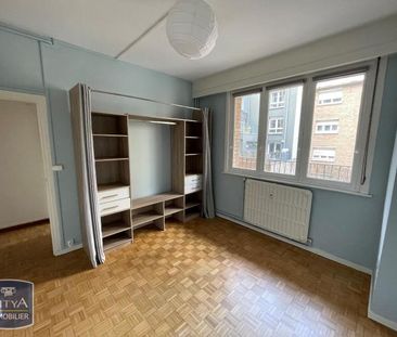Location Appartement 2 pièces 55m² LILLE 59000 - Photo 2