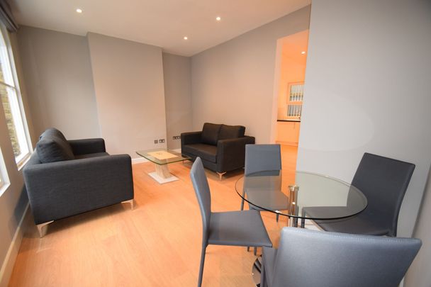 2 bedroom flat to rent - Photo 1