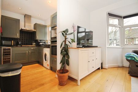 Gracefield Gardens, London, SW16 2SU - Photo 2