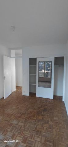 Location Appartement 4 pièces 79m² ANGERS 49100 - Photo 2