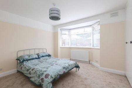 2 bedroom semi-detached house to rent - Photo 2