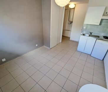 Location Appartement 1 pièce 17m² CLERMONT FERRAND 63000 - Photo 2