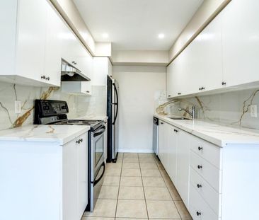 For Lease - 4975 Southampton Drive Unit# 344, Mississauga, Ontario - Photo 4
