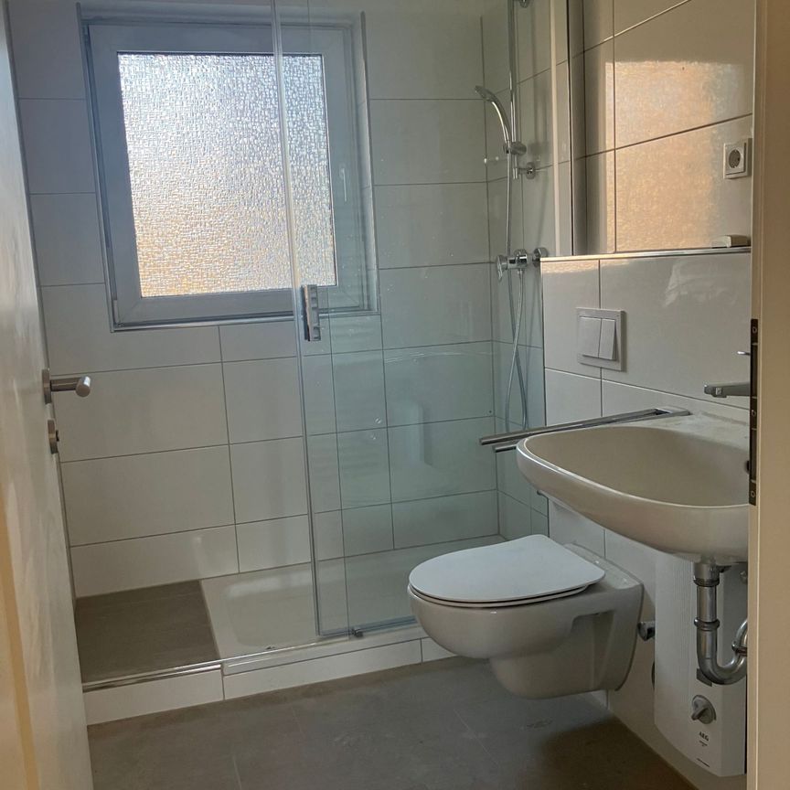 Schnuckelige 3-Zimmerwohnung mit sonnigem Balkon! - Foto 1