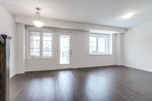 For Lease - 8 Fusilier Drive, Toronto, Ontario - Photo 1