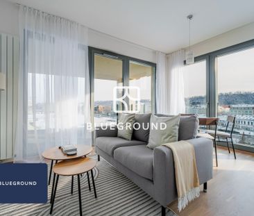 Apartment for rent, 2+kk - 1 bedroom, 62m - Photo 1