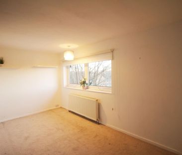 2 bedroom maisonette to rent - Photo 5