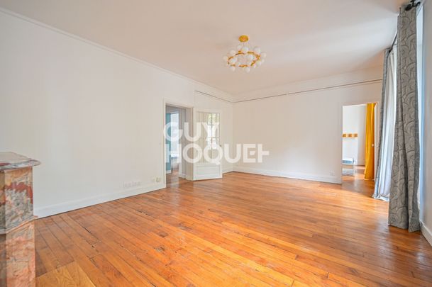 APPARTEMENT À LOUER DE 5 PIÈCES DE 104,93 M² - Photo 1