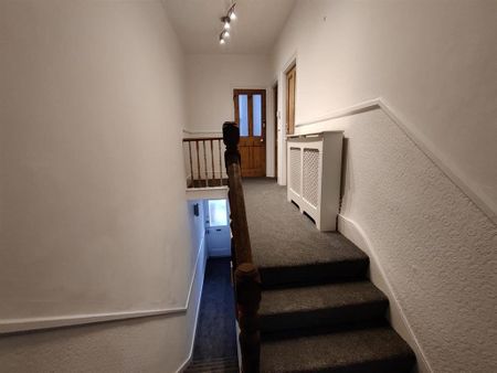 3 bedroom maisonette to rent - Photo 3