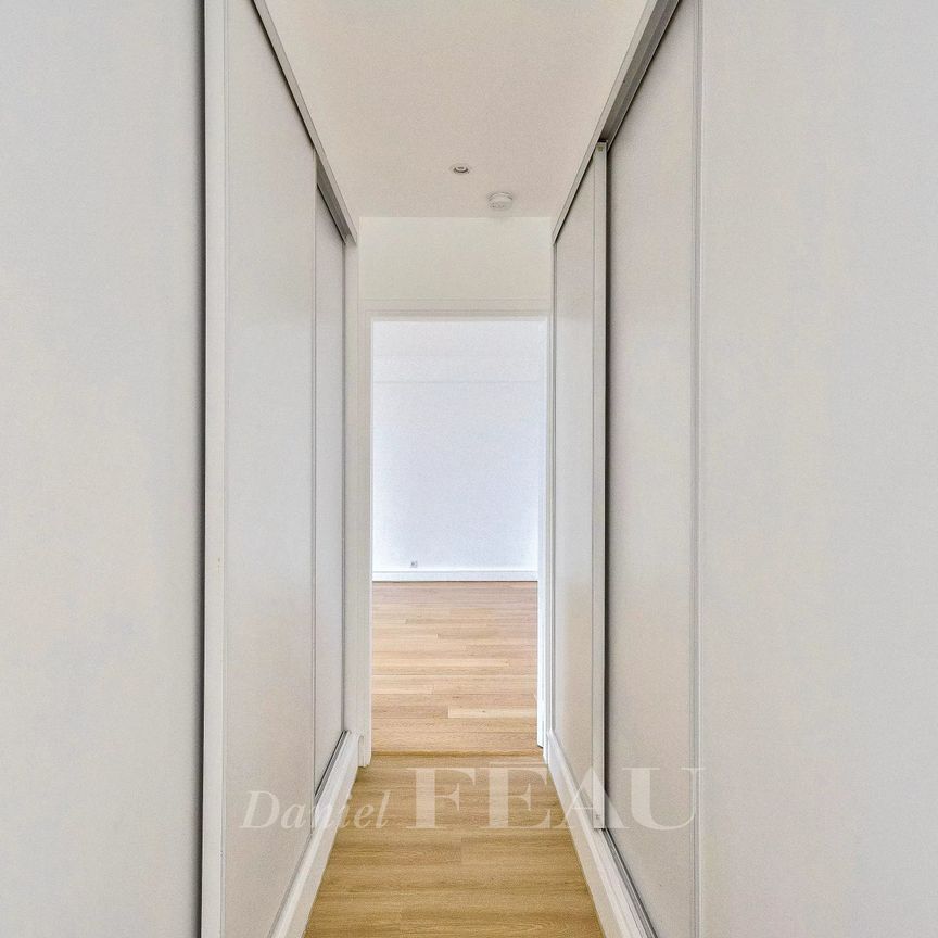 Location appartement, Paris 9ème (75009), 3 pièces, 99.1 m², ref 85638406 - Photo 1