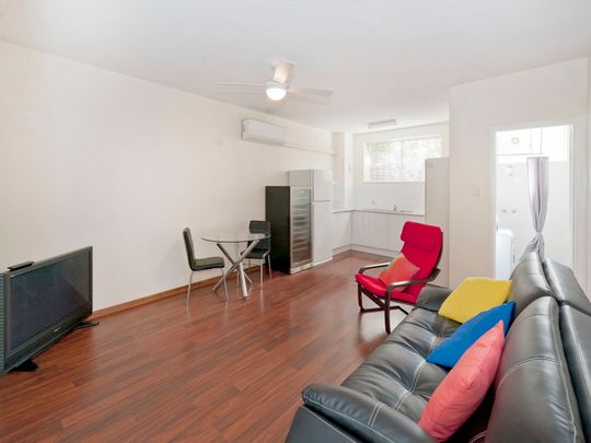 Unit 6/88 Sussex Street - Photo 1