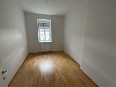 Mürzzuschlag-sehr schöne 2 Zimmer Wohnung - Photo 2