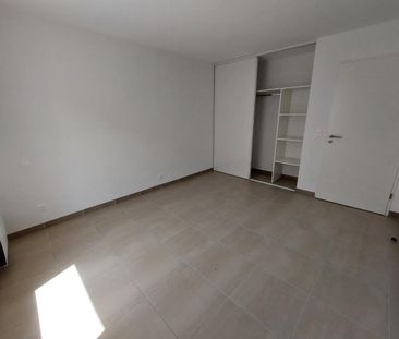 location Appartement T2 DE 42.29m² À NIMES - Photo 2