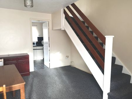 2 Bed End Terrace, Spring Grove Gardens, B18 - Photo 4