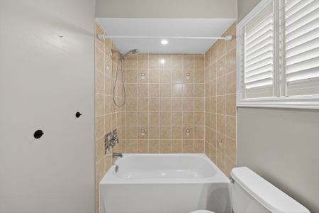 For Lease - 70 Diana Way, Barrie, Ontario - Photo 3