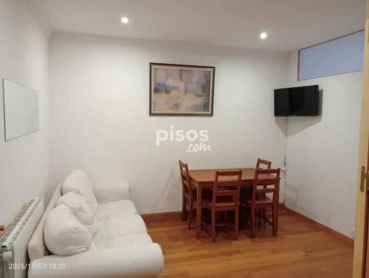 Piso en alquiler en Centro - Foto 1