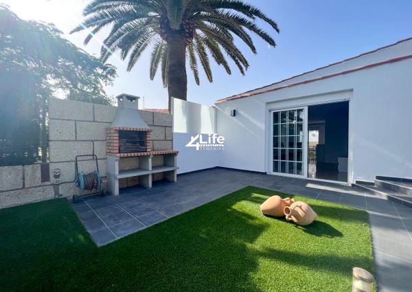 For Rent - 3 Bedrooms Chalet in Costa del Silencio