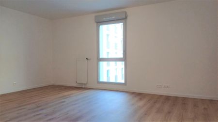 location Appartement T2 DE 50.63m² À REIMS - Photo 3