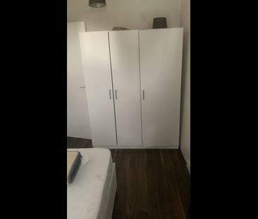 Room in a Shared House, Norfolk Road, IG3 - Photo 1