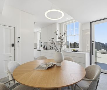 2/141 Hampden Rd, Hobart - Photo 4