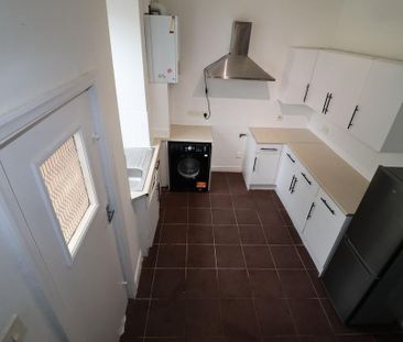 2 bedroom terraced house to rent - Photo 6