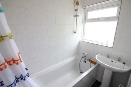 Rosecroft Road, Southall - Photo 3